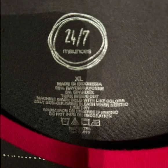 Maurice’s 24/7 top - Picture 3 of 3